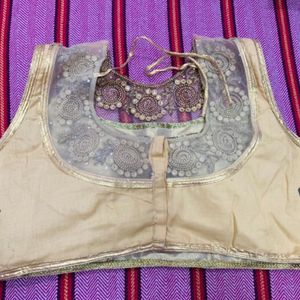 BRAND NEW PADDED GOLDEN BLOUSE(SLEEVES IN