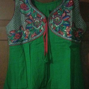 Green 💚 Round Kurti