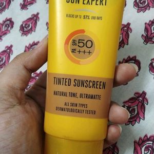 Lakme Sun Expert