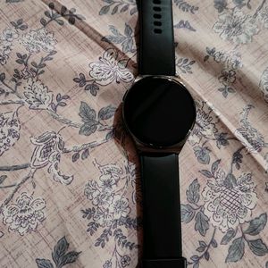 Noisefit Nova Smartwatch