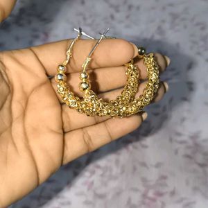 Gold Ring Earing