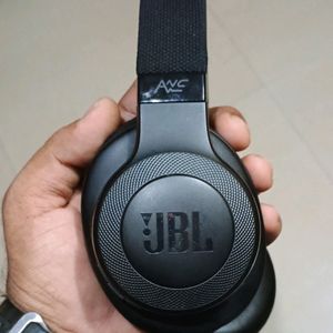 JBL E65BTNC HEADPHONES IN PERFECT CONDITION