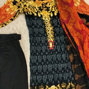 Kurta Set For Women