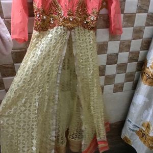 Design Lehenga