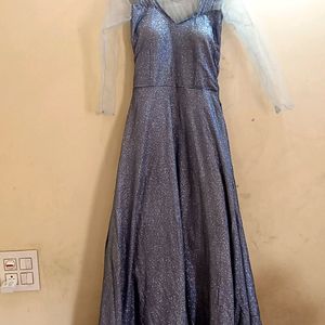 Very Beautiful And Heavy Gown Dress Party Wear