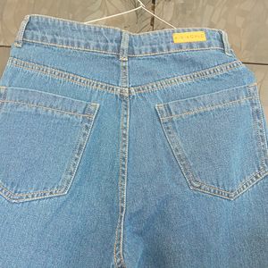 Women Straight Fit Jeans