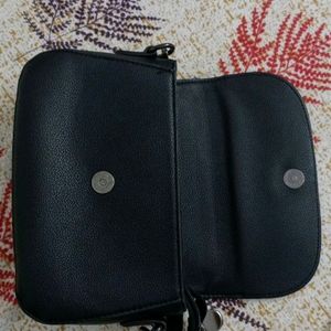 Black YSL shoulder Bag