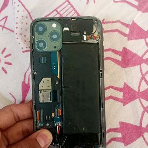 Damaged Iphone 12 Pro Max