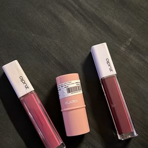 Combo Rose Pink Highlighter With Two Lip Colors