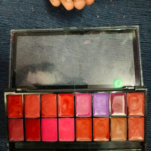 lMars 16 Stunning Shades Matte  Lipstick Pallete