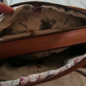 Leather Handbag / Sling Bag