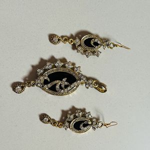 Pendent Set