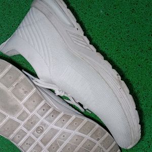 Vivok White Sports ShoesbComfort fabric Uk 5.