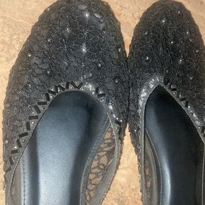 Elegant Black Lace Flats - Barely Worn, Perfect fo