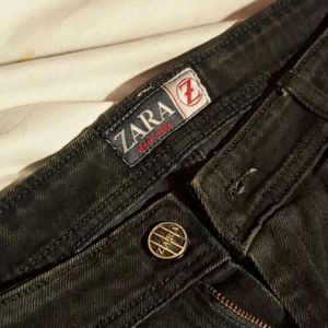 Knee Cut Black Zara Jeans For Mens And Women