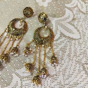 GOLDEN Coloured EARRINGS