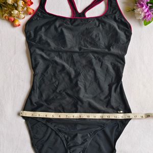 Speedo : Swimming Costume