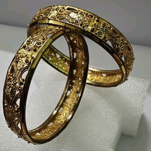 Golden Stylish Bangle's