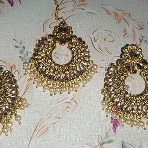 Earings