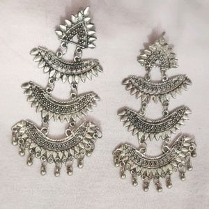 New Earring Collection Along With Freebee