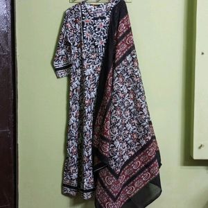 450 Rupees/New/Unused Beautiful A Line Kurti Set