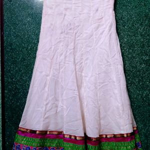 White Ghagra