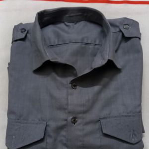 PATTAN DOUBLE POCKET WITH FLAP ON THE SHOULDER