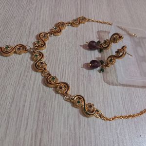 Necklace Set