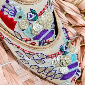 Women Punjabi Flat Footwear