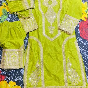 New/Unused Embroidered Kurta Set