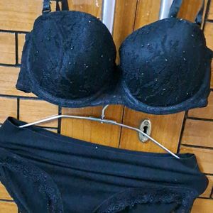 Combo Of Five Imported  Hnm BRAND  Bra N Panty