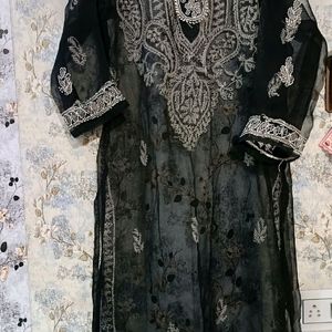 Chikankari Kurti With Inner