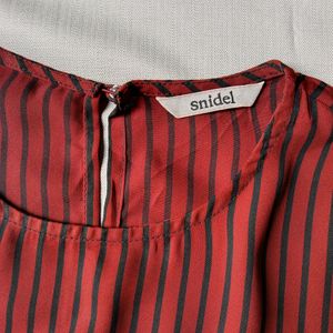 New Snidel Stripped Maroon Crop Top