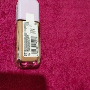 Maybelline Lumi matte Foundation