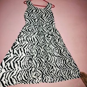 Korean Dress flared Black And White Pattern Dres