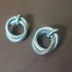 Heavy Material Round Shape Earings