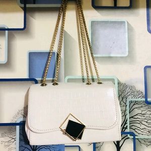 White Slingbag