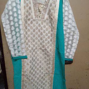 Kurti And Dupatta