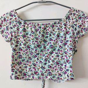 Price Drop 🩸Floral Cropped Top