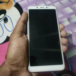 Am Selling Redmi 6a (2gb/16gb)