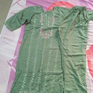 Kurta Sets For Women's.