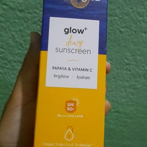 AQUALOGICA GLOW + DEWY SUNSCREEN