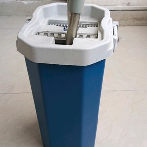 Plastic Mop with Bucket for Floor Cleaning