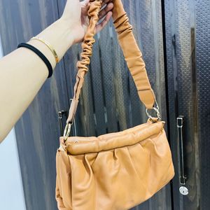 Tan Trendy Leather Bag