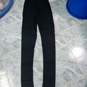 Black Color Leggings Pant