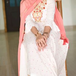 Pretty Cream Anarkali Cotton Kurta