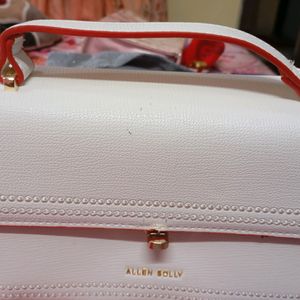 ALLEN SOLLY WHITE & RED OPEN HAND CLUTCH Chic BAG