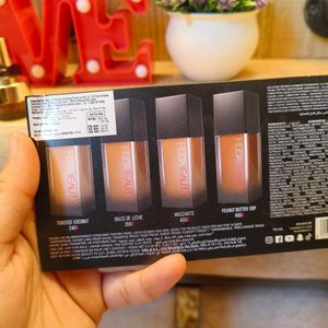 Huda Beauty Concealer Nd Foundation Card