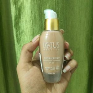 Lotus Soft Cameo 330 Liquid Foundation