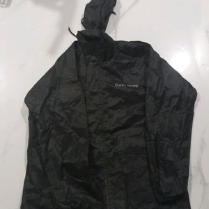 MEN'S RAINCOAT